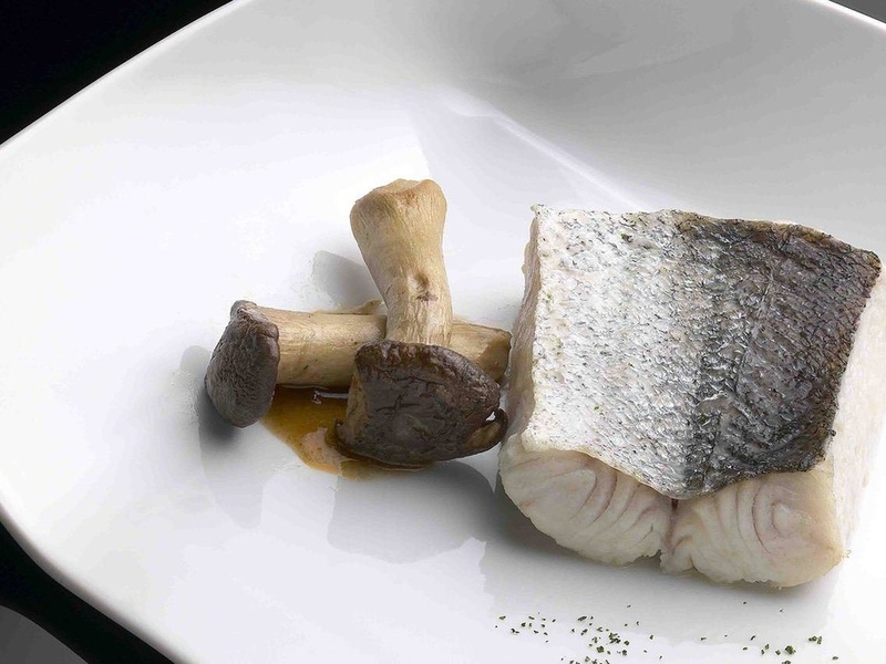Lomos de merluza del pincho con setas